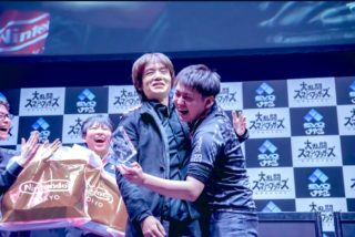 Evo Japan Smash Bros. champion drops prize controller