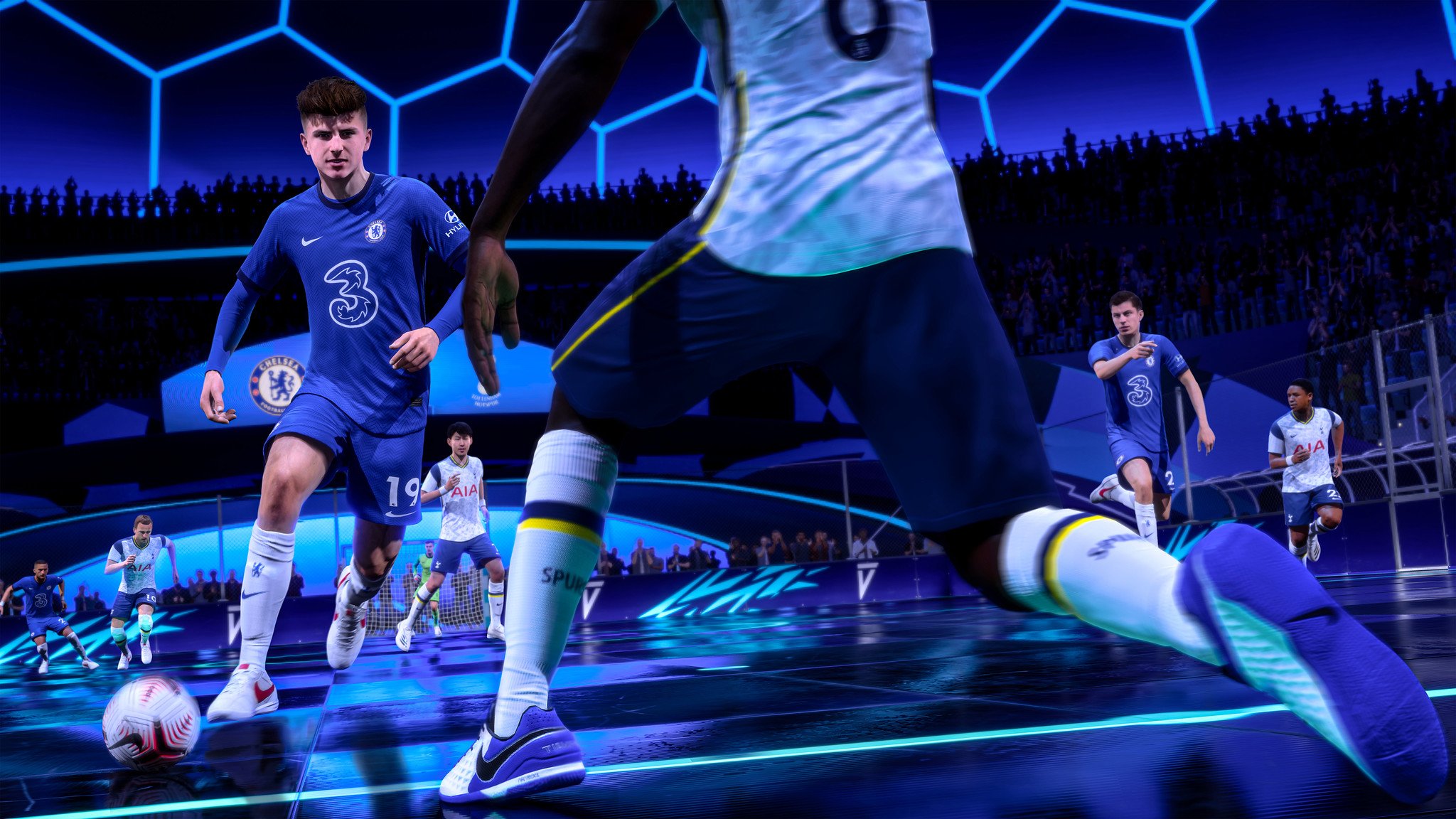FIFA 21 for PS5 uses DualSense’s adaptive triggers to convey stamina