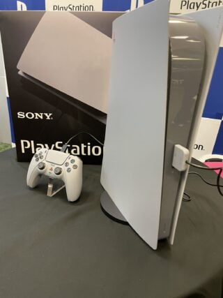 Outgoing PlayStation boss Jim Ryan presented with PS1-style PS5 at thank you party