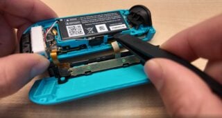 Nintendo support articles show inside new Switch Joy-Cons with removable battery
